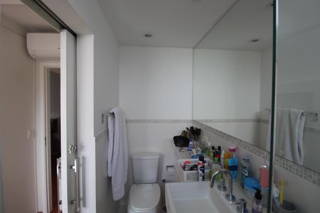 Apartamento para alugar com 146m², 2 quartos e 2 vagasBanheiro da Suíte