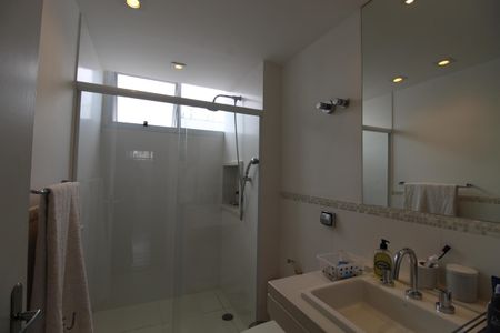 Apartamento para alugar com 146m², 2 quartos e 2 vagasBanheiro 2