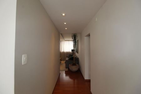 Apartamento para alugar com 146m², 2 quartos e 2 vagasCorredor