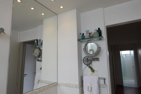 Apartamento para alugar com 146m², 2 quartos e 2 vagasBanheiro 2