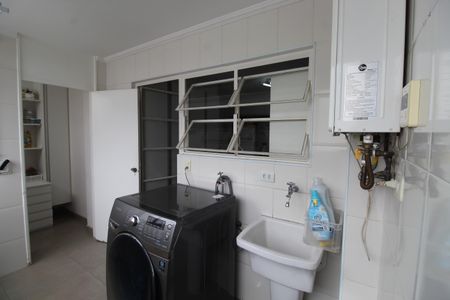 Apartamento para alugar com 146m², 2 quartos e 2 vagasÁrea de Serviço