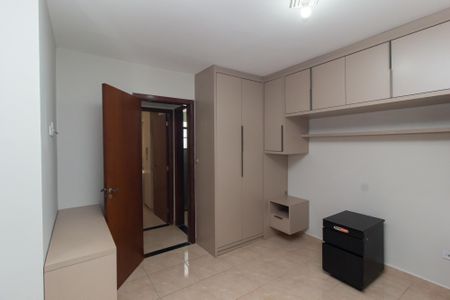 Casa de condomínio à venda com 55m², 2 quartos e 2 vagas Casa de condomínio à venda com 55m², 2 quartos e 2 vagasQuarto 2