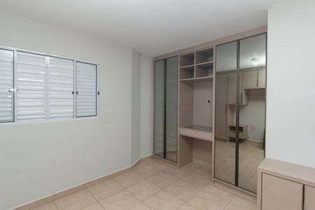 Casa de condomínio à venda com 55m², 2 quartos e 2 vagas Casa de condomínio à venda com 55m², 2 quartos e 2 vagasQuarto 2