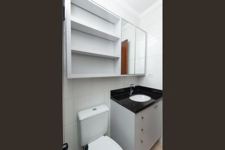 Casa de condomínio à venda com 55m², 2 quartos e 2 vagas Casa de condomínio à venda com 55m², 2 quartos e 2 vagasBanheiro