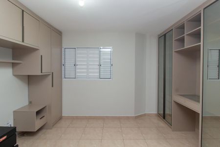 Casa de condomínio à venda com 55m², 2 quartos e 2 vagas Casa de condomínio à venda com 55m², 2 quartos e 2 vagasQuarto 2