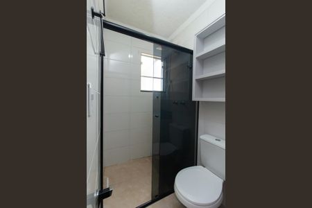 Casa de condomínio à venda com 55m², 2 quartos e 2 vagas Casa de condomínio à venda com 55m², 2 quartos e 2 vagasBanheiro
