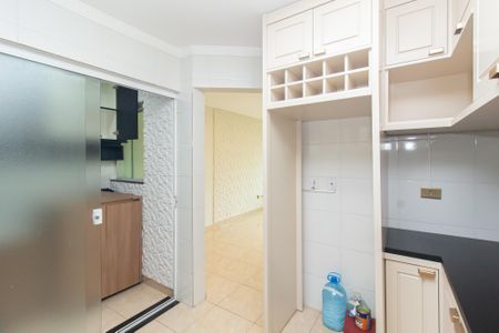 Casa de condomínio à venda com 55m², 2 quartos e 2 vagas Casa de condomínio à venda com 55m², 2 quartos e 2 vagasCozinha