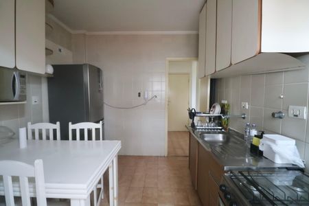 Apartamento para alugar com 93m², 4 quartos e 1 vaga Apartamento para alugar com 93m², 4 quartos e 1 vagaCozinha