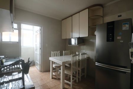 Apartamento para alugar com 93m², 4 quartos e 1 vaga Apartamento para alugar com 93m², 4 quartos e 1 vagaCozinha