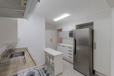 Apartamento para alugar com 120m², 2 quartos e 1 vaga Apartamento para alugar com 120m², 2 quartos e 1 vagaCozinha