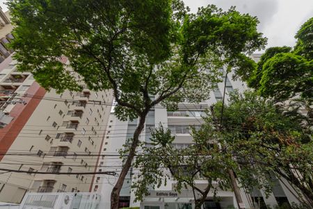 Apartamento para alugar com 120m², 2 quartos e 1 vaga Apartamento para alugar com 120m², 2 quartos e 1 vagaFachada