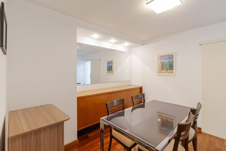 Sala de apartamento para alugar com 2 quartos, 120m² em Itaim Bibi, São Paulo