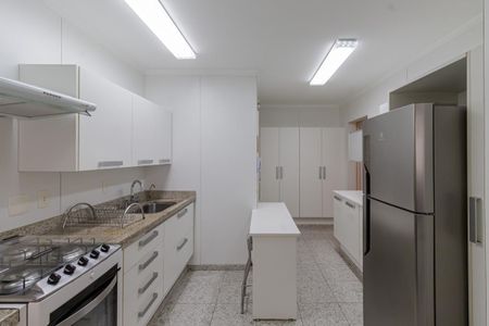Apartamento para alugar com 120m², 2 quartos e 1 vaga Apartamento para alugar com 120m², 2 quartos e 1 vagaCozinha