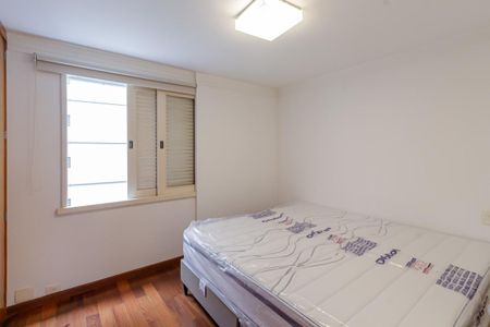 Suíte 1 de apartamento para alugar com 2 quartos, 120m² em Itaim Bibi, São Paulo