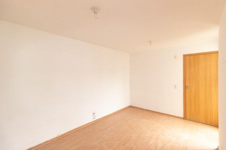 Sala de apartamento para alugar com 2 quartos, 43m² em Cosmos, Rio de Janeiro