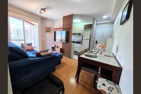 Sala de apartamento à venda com 2 quartos, 46m² em Parque das Nações, Santo André