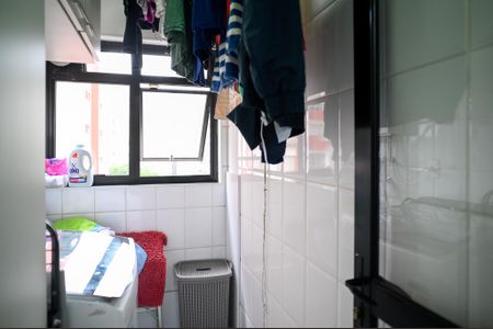 Apartamento para alugar com 67m², 2 quartos e 1 vagaÁrea de Serviço