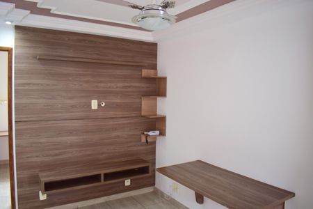 Apartamento para alugar com 45m², 2 quartos e 1 vagaSala