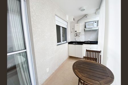 Studio para alugar com 35m², 1 quarto e 1 vagaSacada