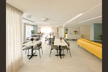 Apartamento para alugar com 68m², 1 quarto e 1 vagaÁrea comum - Salão de festas