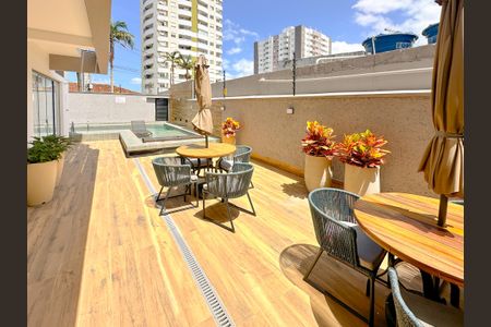 Apartamento para alugar com 68m², 1 quarto e 1 vagaÁrea comum - Piscina