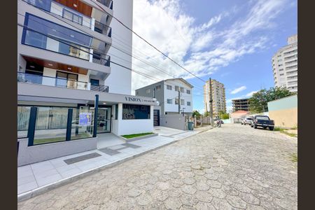 Apartamento para alugar com 68m², 1 quarto e 1 vagaVista da Rua