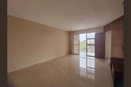 Apartamento para alugar com 96m², 4 quartos e 2 vagas Apartamento para alugar com 96m², 4 quartos e 2 vagasSala