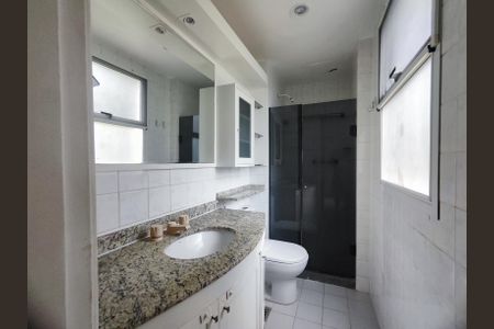 Apartamento para alugar com 96m², 4 quartos e 2 vagas Apartamento para alugar com 96m², 4 quartos e 2 vagasBanheiro da Suíte 2