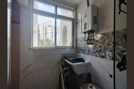 Apartamento para alugar com 96m², 4 quartos e 2 vagas Apartamento para alugar com 96m², 4 quartos e 2 vagasÁrea de serviço