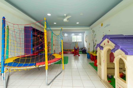 Apartamento para alugar com 96m², 4 quartos e 2 vagas Apartamento para alugar com 96m², 4 quartos e 2 vagasÁrea comum