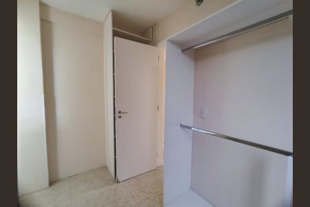 Apartamento para alugar com 96m², 4 quartos e 2 vagas Apartamento para alugar com 96m², 4 quartos e 2 vagasQuarto 2
