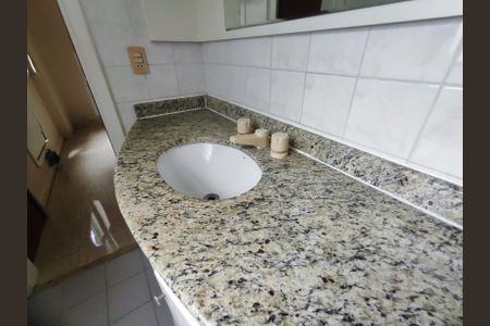 Apartamento para alugar com 96m², 4 quartos e 2 vagas Apartamento para alugar com 96m², 4 quartos e 2 vagasBanheiro da Suíte 2