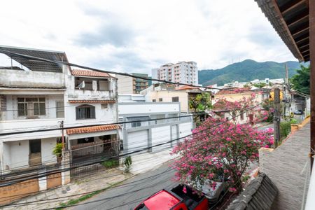Casa à venda com 220m², 3 quartos e 2 vagasVaranda Suíte 1 e 2