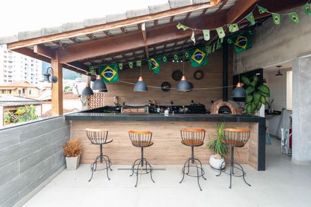 Casa à venda com 220m², 3 quartos e 2 vagasCobertura