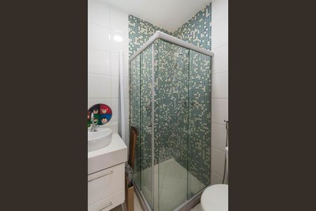 Casa à venda com 220m², 3 quartos e 2 vagasBanheiro Suíte 1 