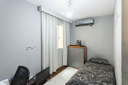 Casa à venda com 220m², 3 quartos e 2 vagasSuíte 3