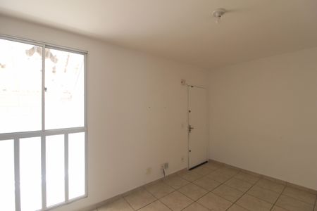 Sala de apartamento para alugar com 2 quartos, 51m² em Planalto, Belo Horizonte