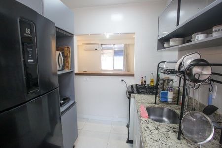 Apartamento para alugar com 50m², 2 quartos e 2 vagasCozinha