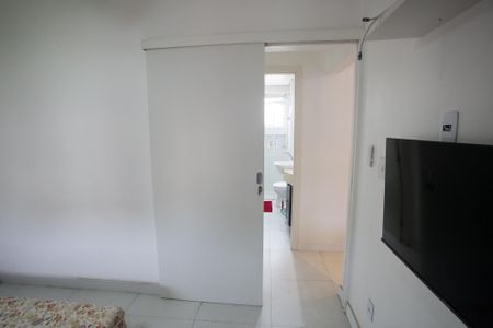 Quarto 1 de apartamento para alugar com 2 quartos, 50m² em Taquara, Rio de Janeiro