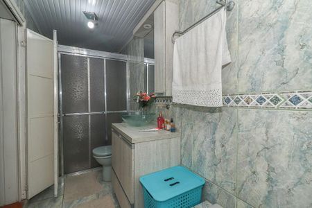 Casa à venda com 300m², 3 quartos e 2 vagasBanheiro