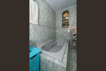 Casa à venda com 300m², 3 quartos e 2 vagasBanheiro