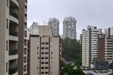 Apartamento à venda com 141m², 3 quartos e 3 vagasVista da Suíte 3