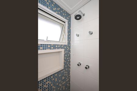 Apartamento à venda com 141m², 3 quartos e 3 vagasChuveiro do banheiro da Suíte 3