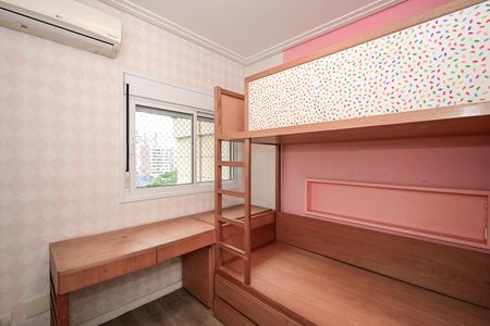 Apartamento à venda com 141m², 3 quartos e 3 vagasSuíte 1