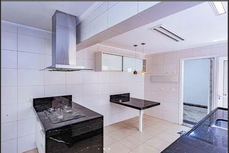 Casa à venda com 314m², 3 quartos e 2 vagas