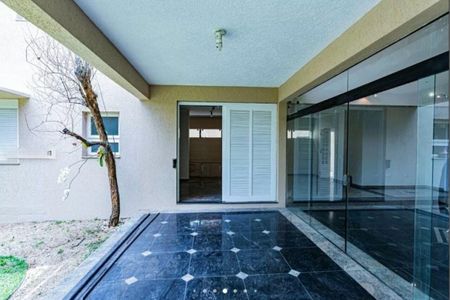 Casa à venda com 314m², 3 quartos e 2 vagas