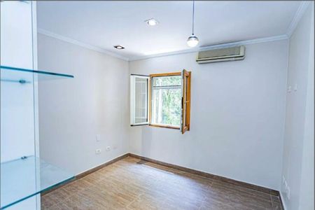 Casa à venda com 3 quartos, 314m² em City América, São Paulo