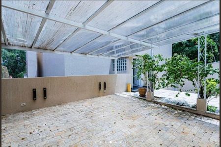 Casa à venda com 314m², 3 quartos e 2 vagas