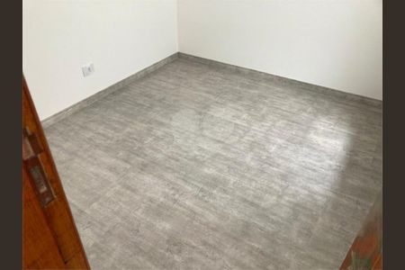 Casa à venda com 3 quartos, 116m² em Jardim Alzira, São Paulo