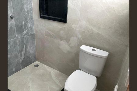 Casa à venda com 3 quartos, 116m² em Jardim Alzira, São Paulo